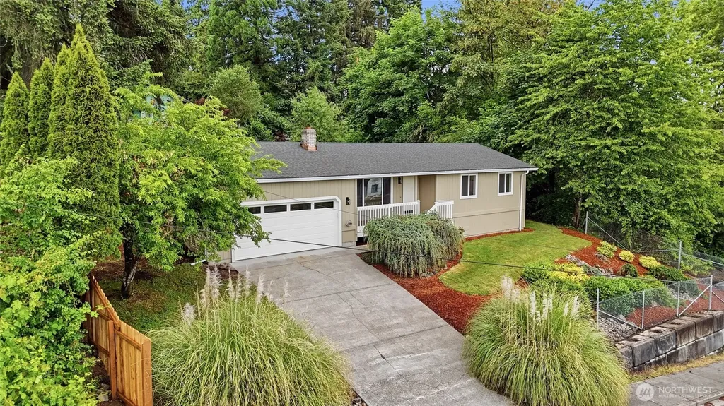 511 W 3rd Street La Center WA 98629