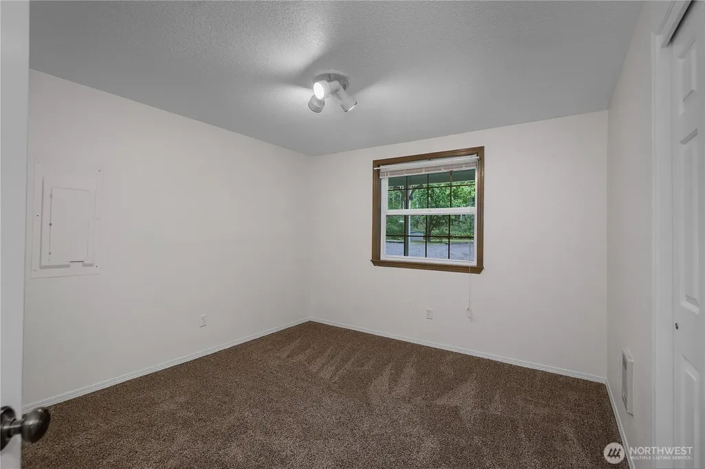 402 E Hiawatha Boulevard Shelton WA 98584