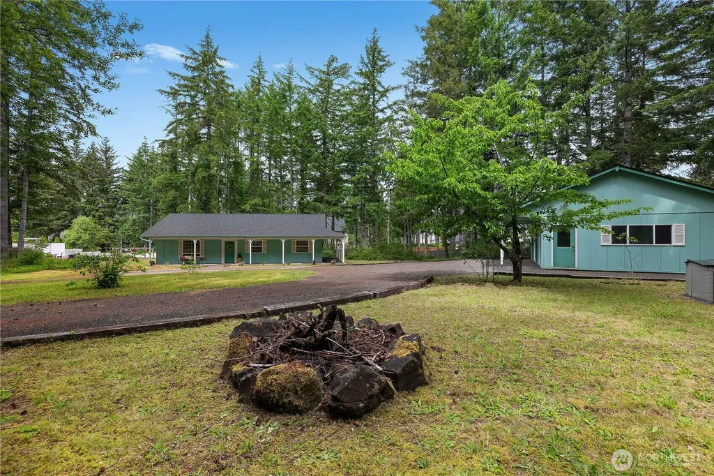 402 E Hiawatha Boulevard Shelton WA 98584