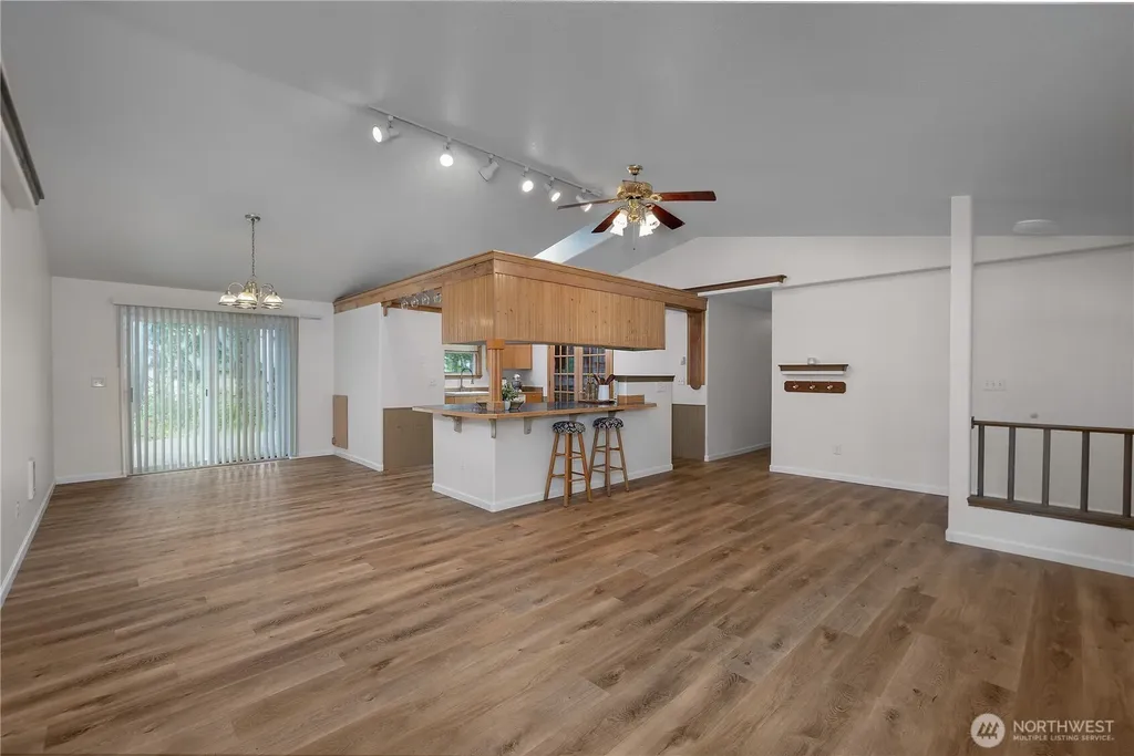402 E Hiawatha Boulevard Shelton WA 98584