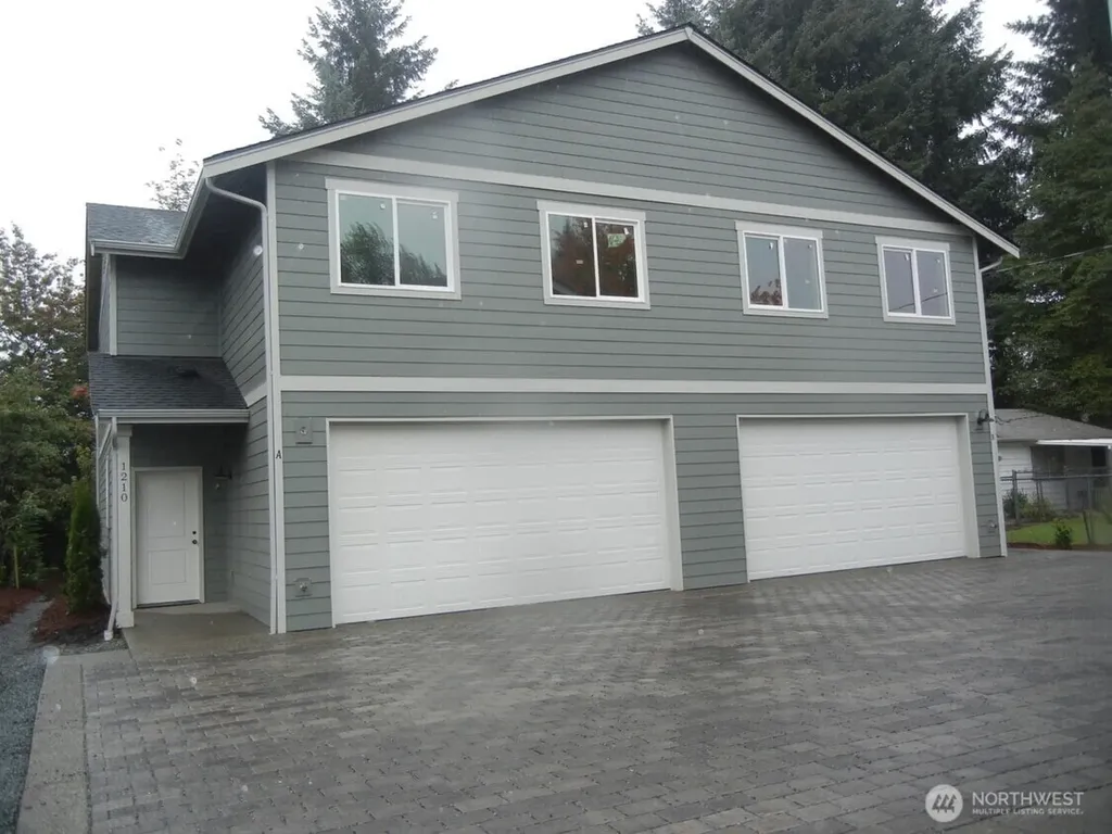 1214 Hall Street SE Lacey WA 98503