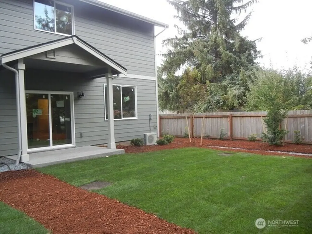 1214 Hall Street SE Lacey WA 98503