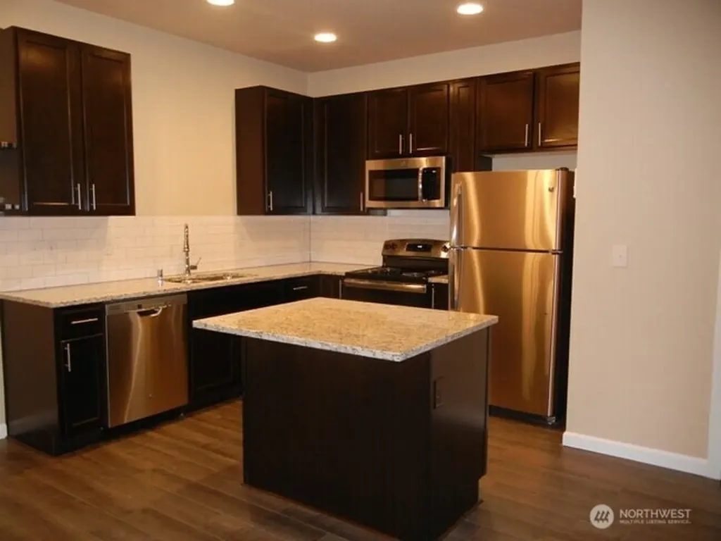 1214 Hall Street SE Lacey WA 98503