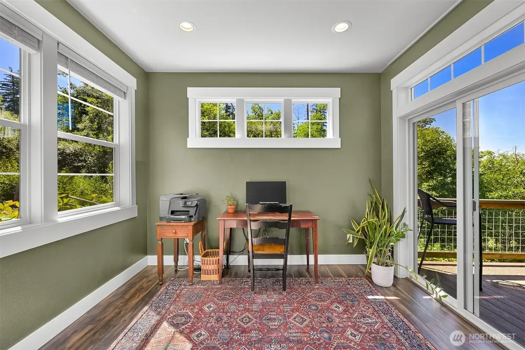 1221 34th Street Bellingham WA 98229