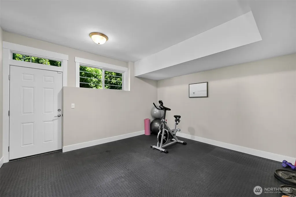 1221 34th Street Bellingham WA 98229