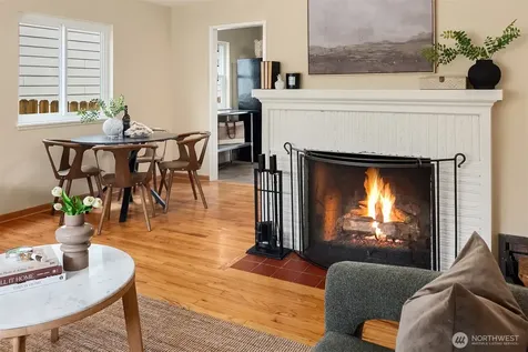 5028 41st Avenue SW Seattle WA 98136