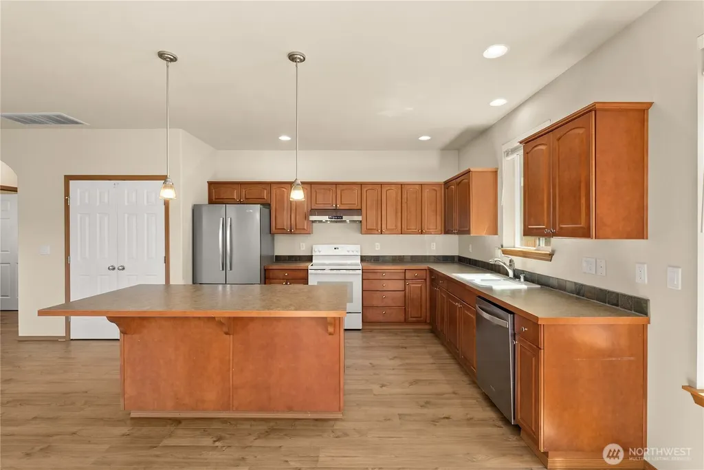 417 Nine Bark Street NW Olympia WA 98502