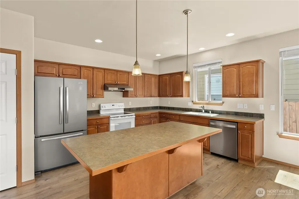 417 Nine Bark Street NW Olympia WA 98502