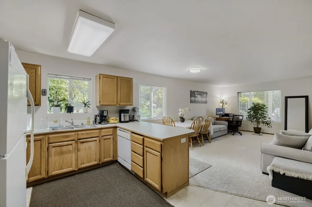 6101 Mcdougal Avenue Everett WA 98203