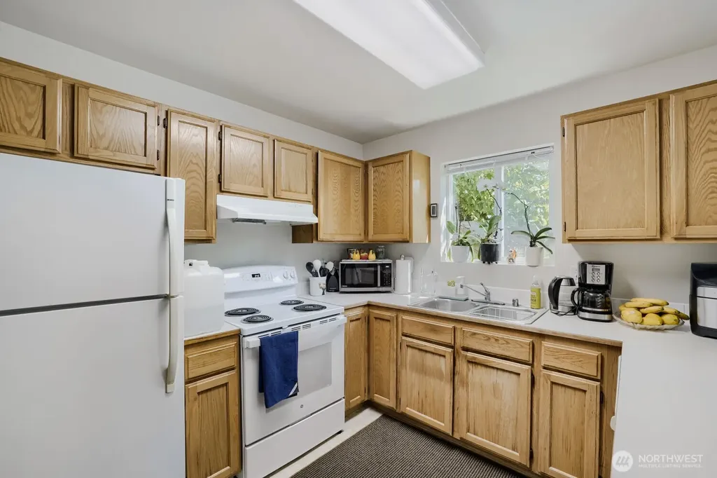 6101 Mcdougal Avenue Everett WA 98203