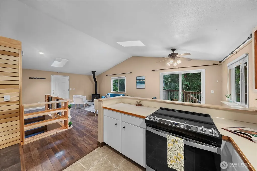 140 Windward Drive Bellingham WA 98229