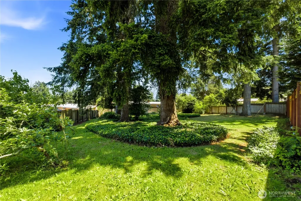 918 Manor Drive Fircrest WA 98466