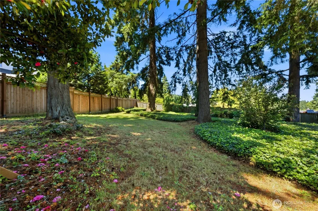 918 Manor Drive Fircrest WA 98466