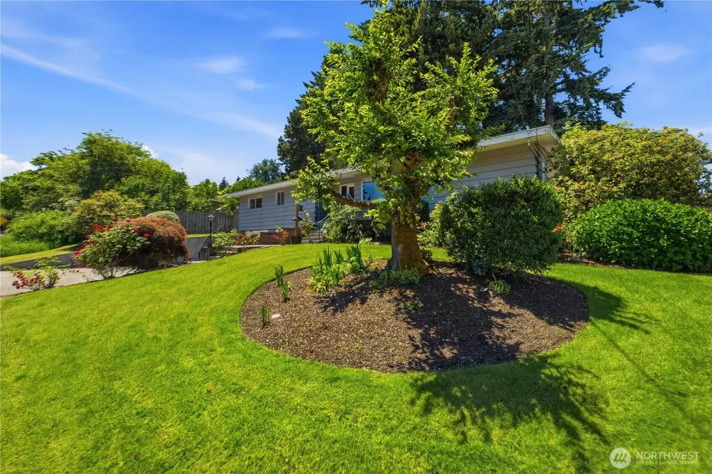 918 Manor Drive Fircrest WA 98466