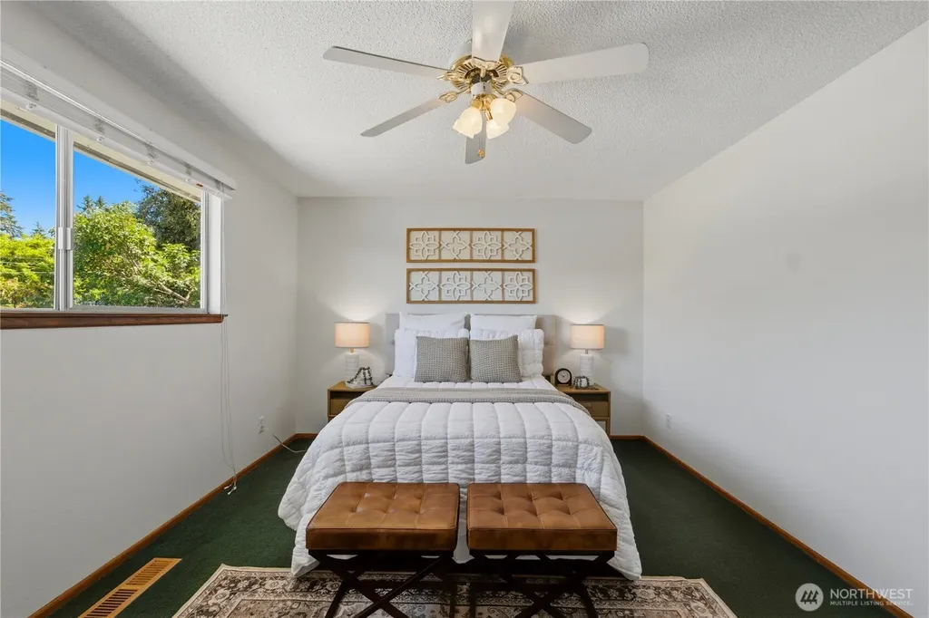 918 Manor Drive Fircrest WA 98466
