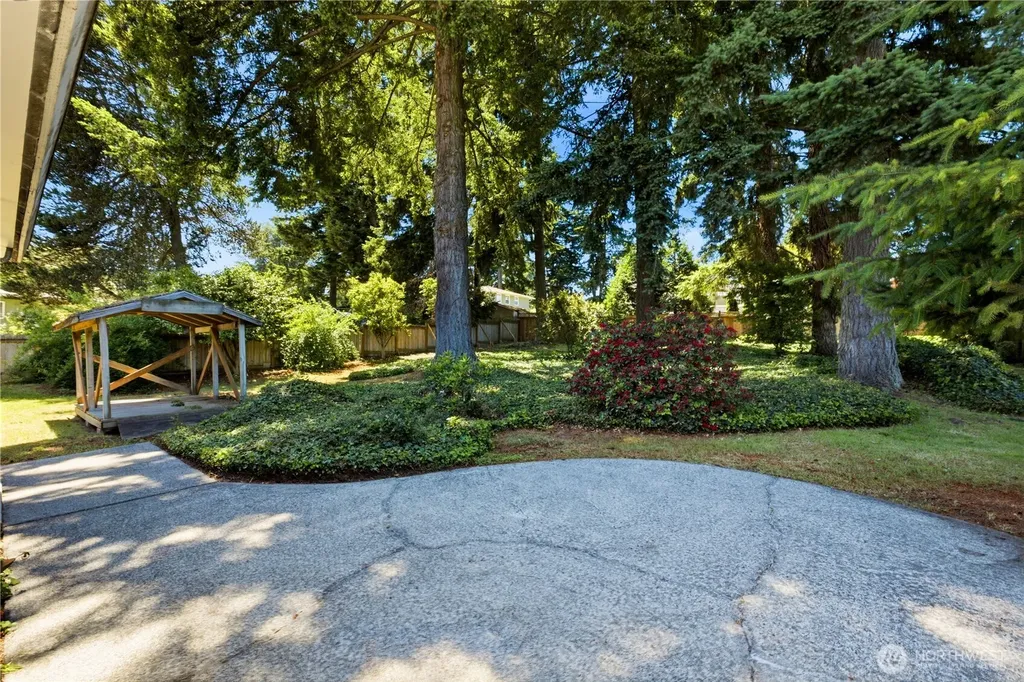 918 Manor Drive Fircrest WA 98466