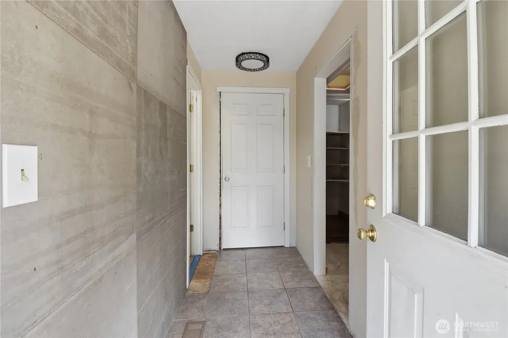 817 NE 10th Street North Bend WA 98045
