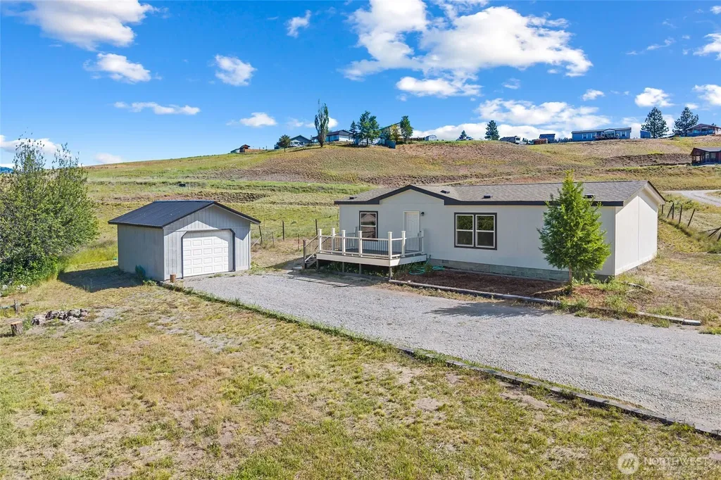 8 Mallard Lane Republic WA 99166