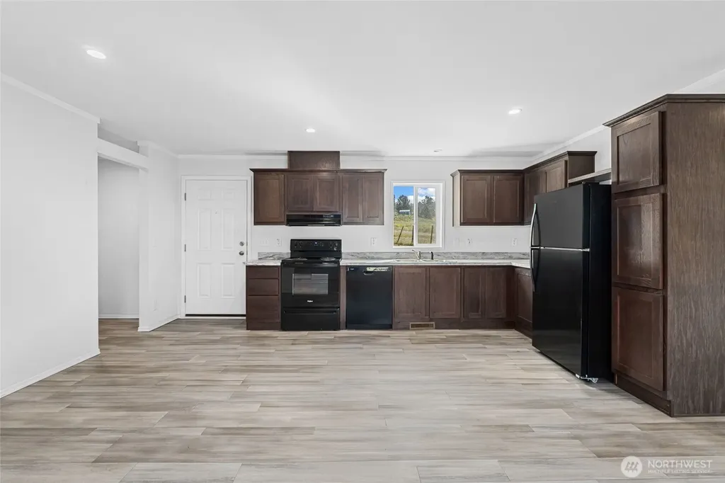 8 Mallard Lane Republic WA 99166