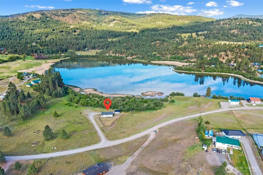 8 Mallard Lane Republic WA 99166