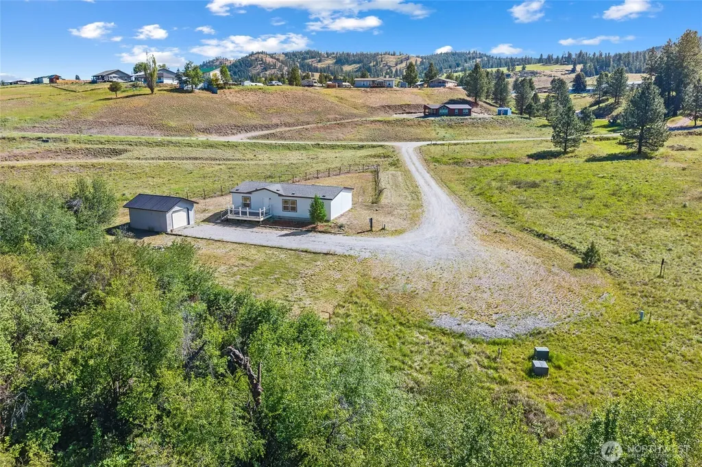 8 Mallard Lane Republic WA 99166