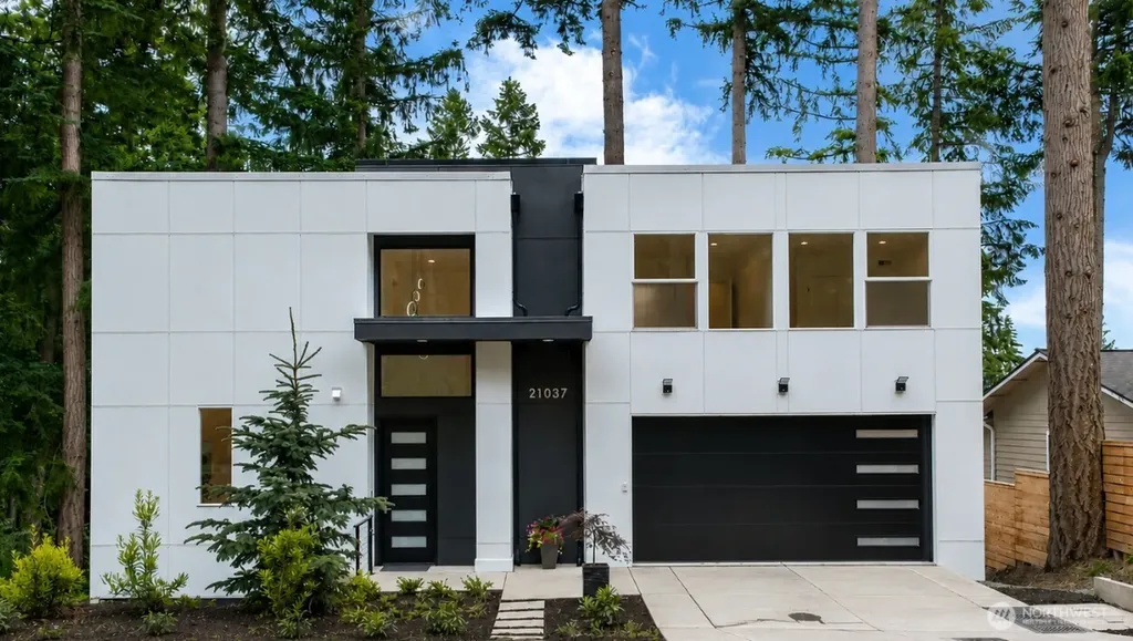 21037 NE 15th Street Sammamish WA 98074
