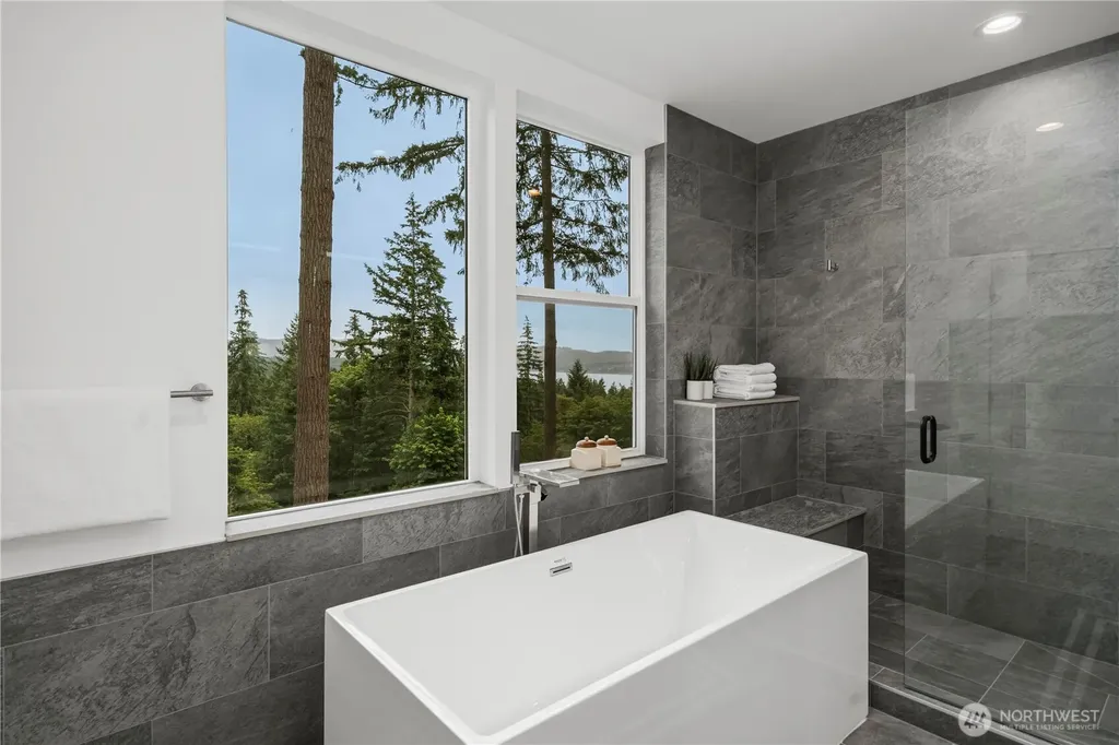 21037 NE 15th Street Sammamish WA 98074