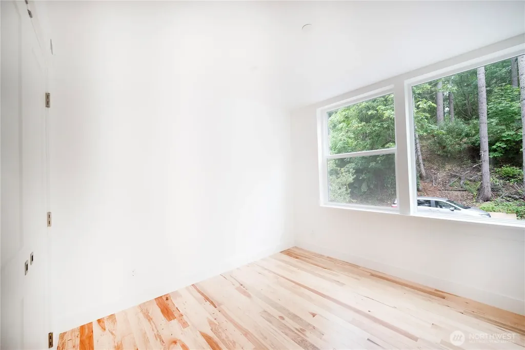 21037 NE 15th Street Sammamish WA 98074