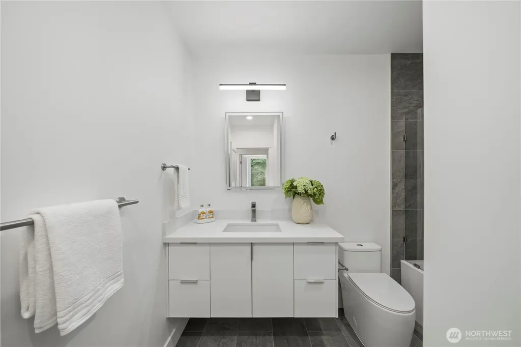 21037 NE 15th Street Sammamish WA 98074