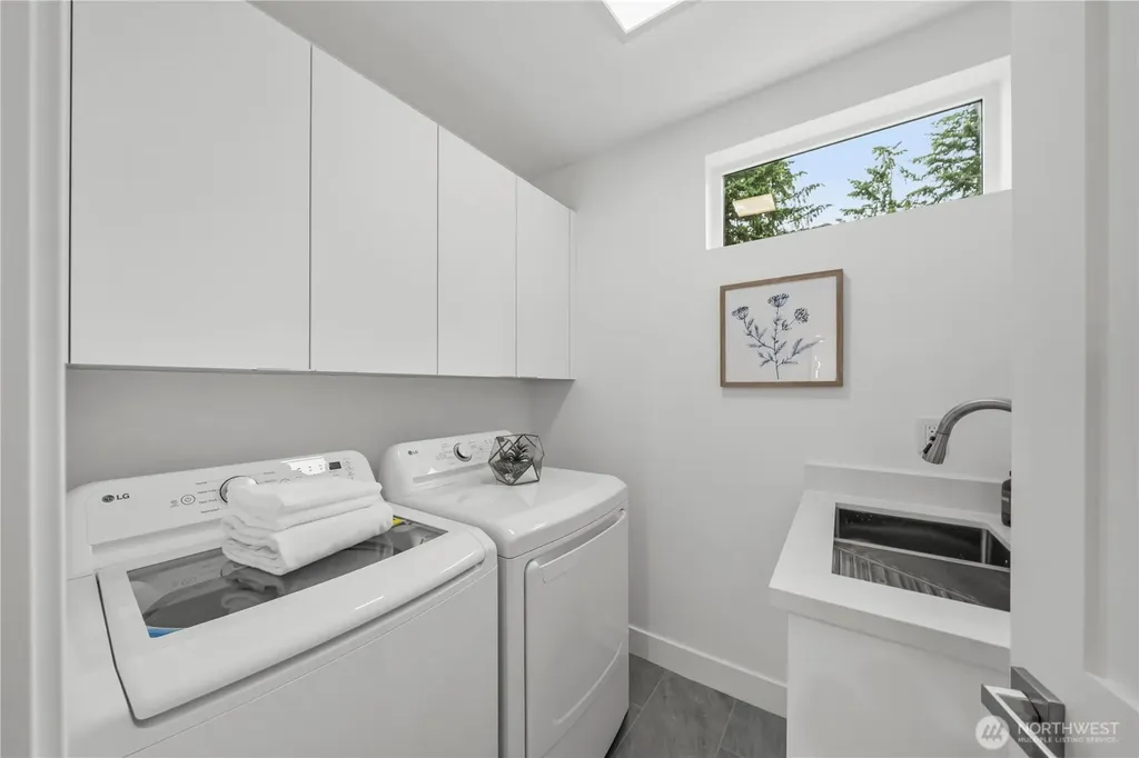 21037 NE 15th Street Sammamish WA 98074