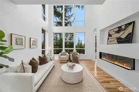 21037 NE 15th Street Sammamish WA 98074