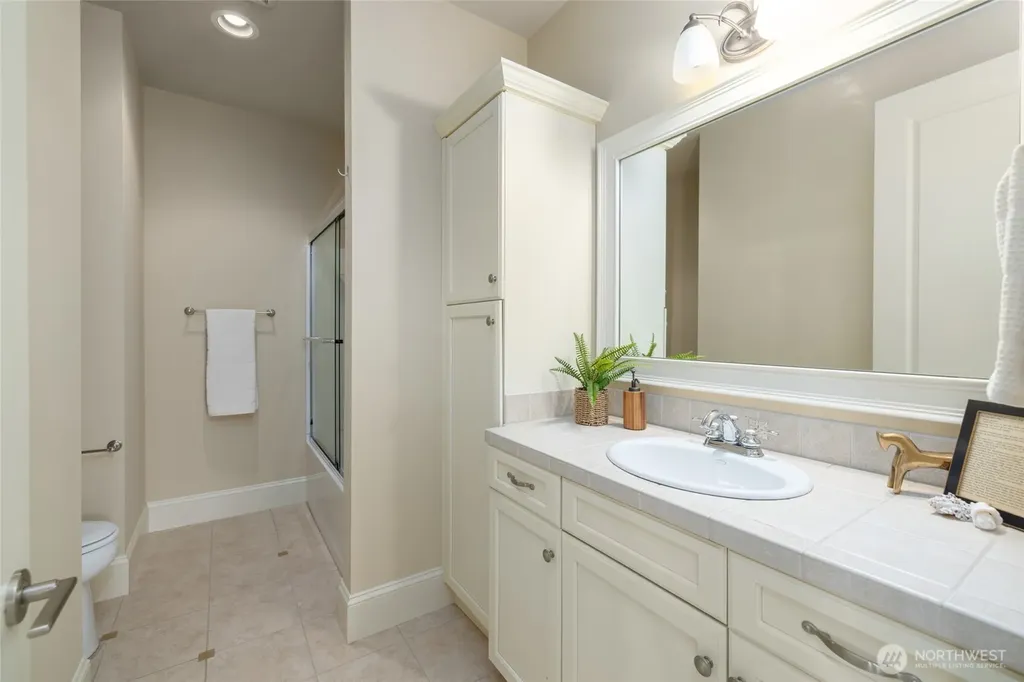 4903 Portalis Way Anacortes WA 98221