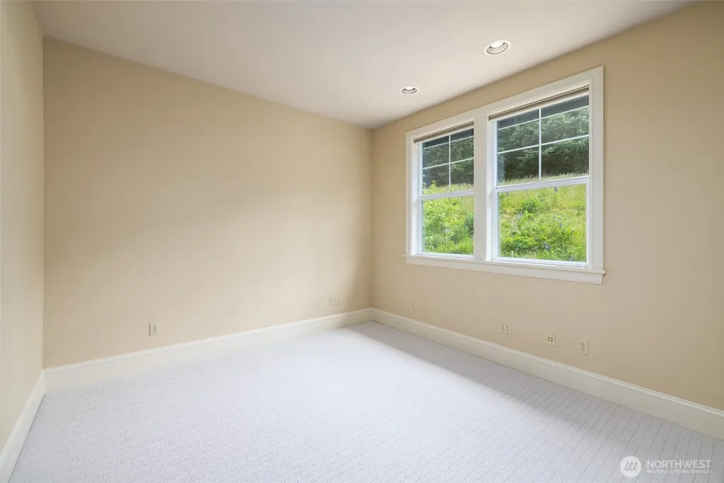 4903 Portalis Way Anacortes WA 98221