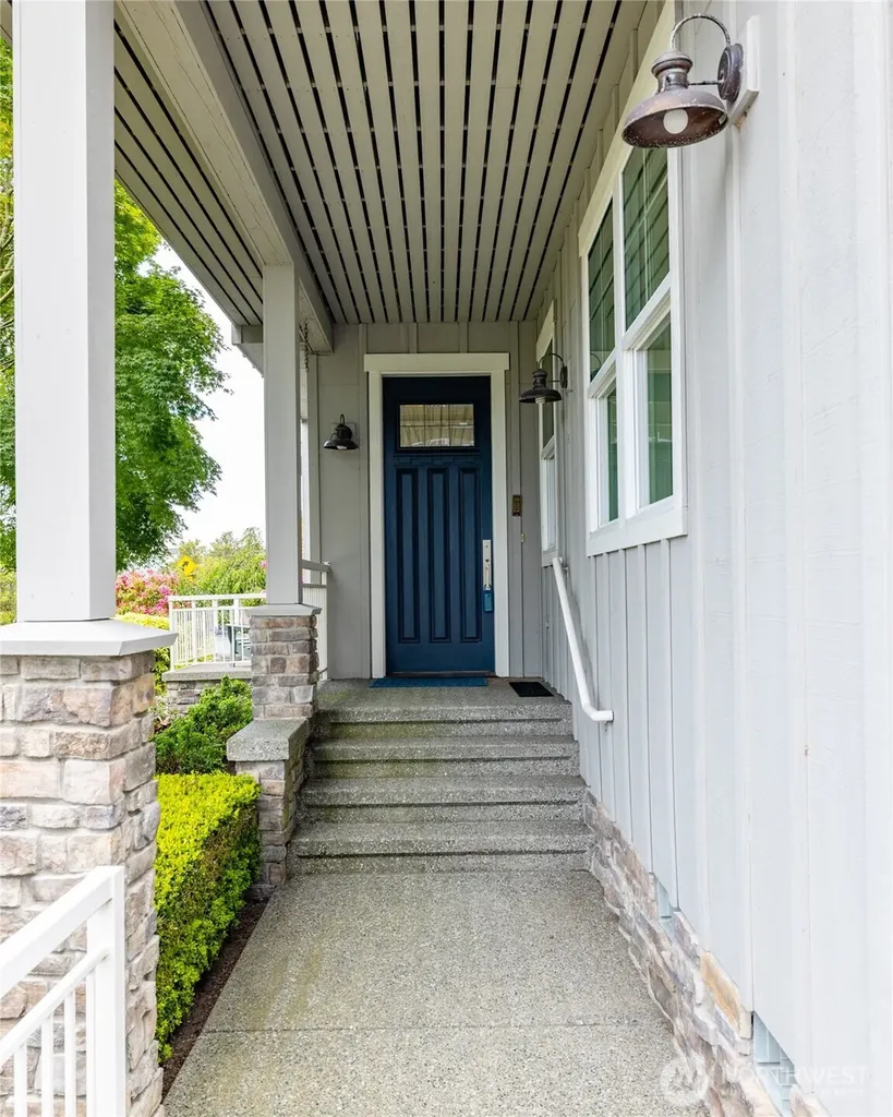 4903 Portalis Way Anacortes WA 98221