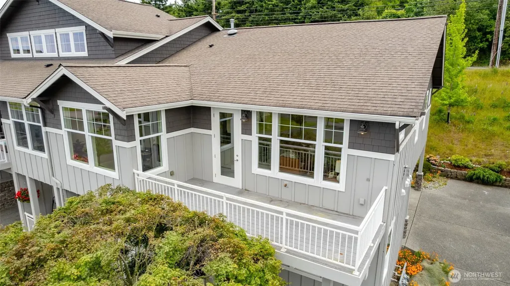 4903 Portalis Way Anacortes WA 98221