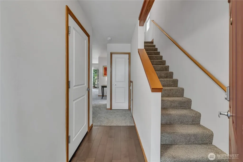 22224 Lydia Way NE Poulsbo WA 98370
