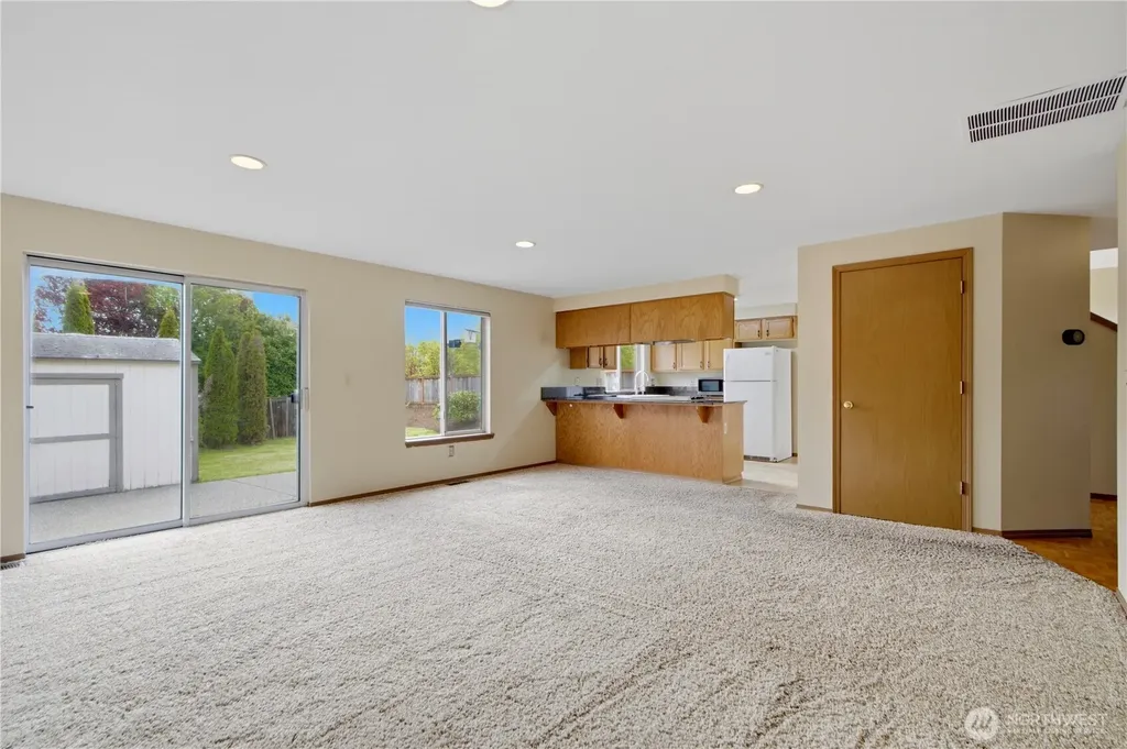 12402 107th Place NE Kirkland WA 98034