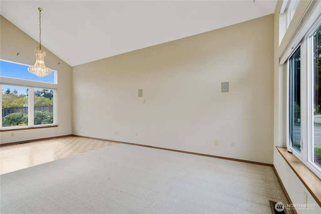 12402 107th Place NE Kirkland WA 98034