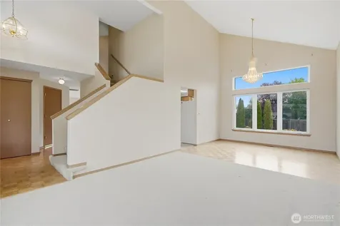 12402 107th Place NE Kirkland WA 98034