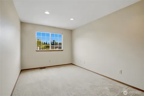 12402 107th Place NE Kirkland WA 98034