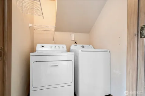 12402 107th Place NE Kirkland WA 98034