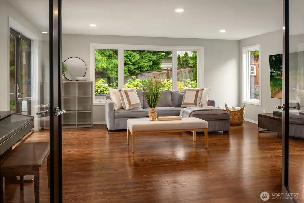 17206 SE 46th Street Bellevue WA 98006