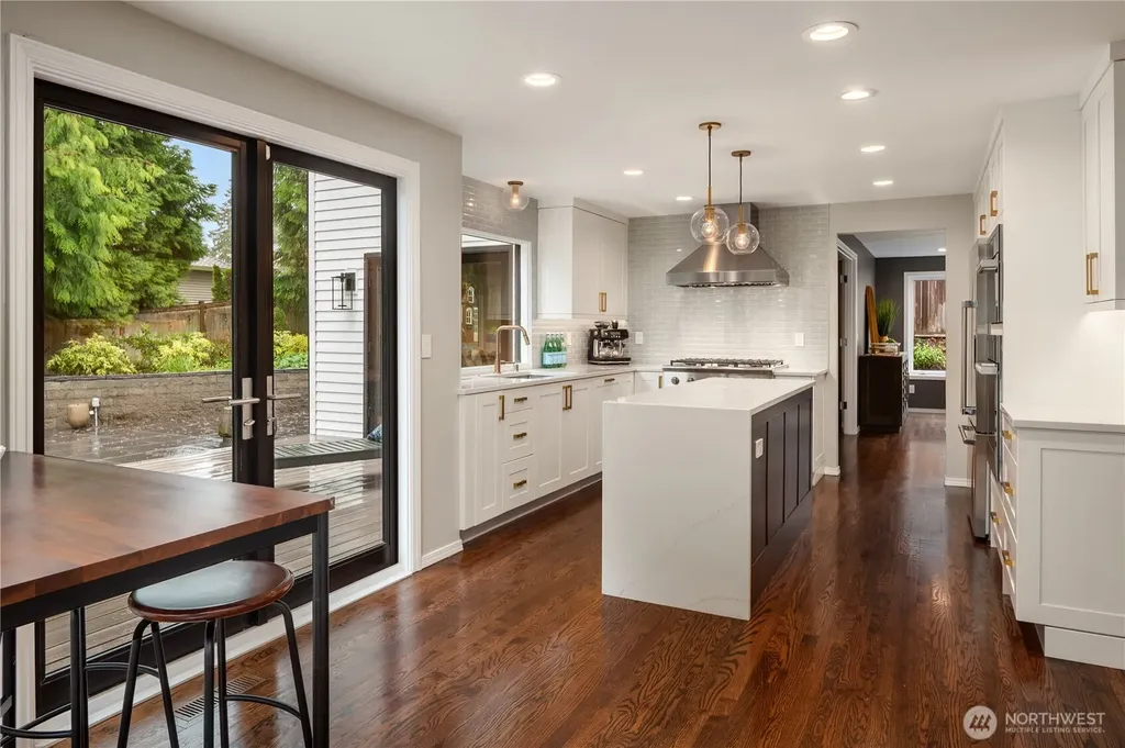17206 SE 46th Street Bellevue WA 98006