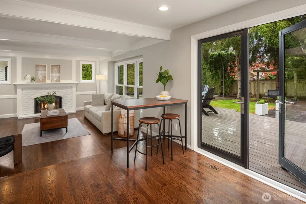 17206 SE 46th Street Bellevue WA 98006