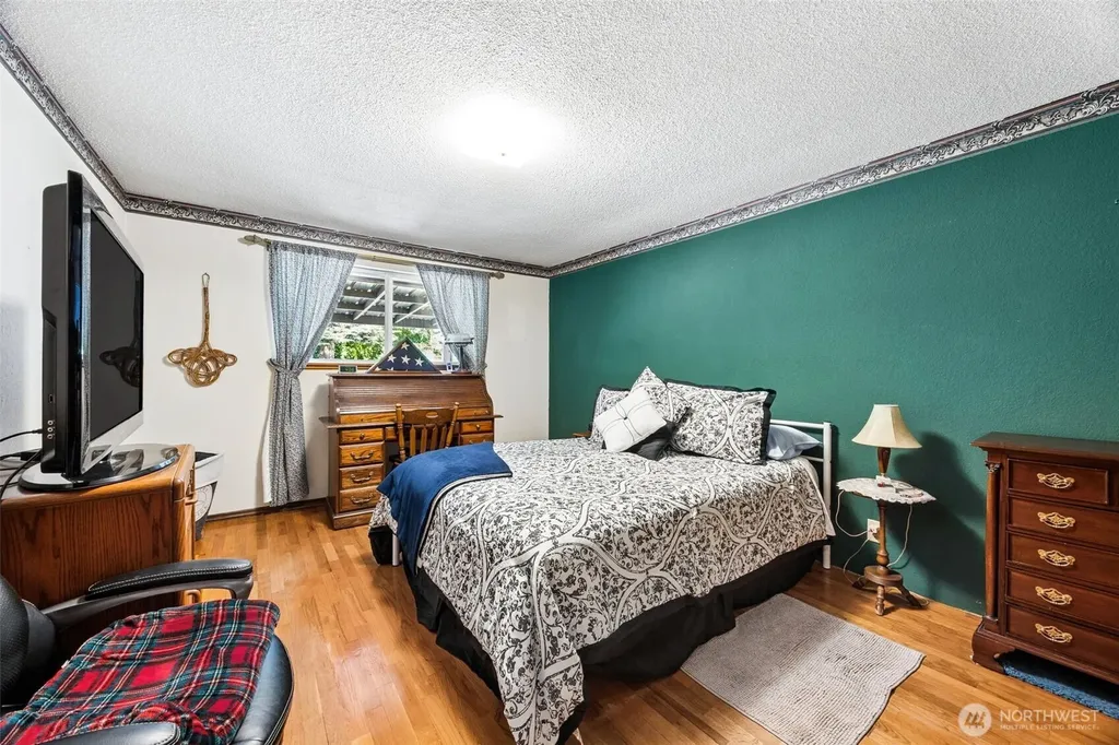 3311 Crystal Springs Road W University Place WA 98466