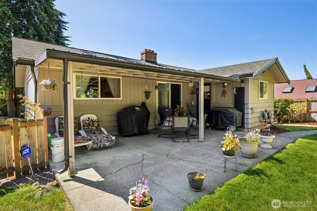 3311 Crystal Springs Road W University Place WA 98466