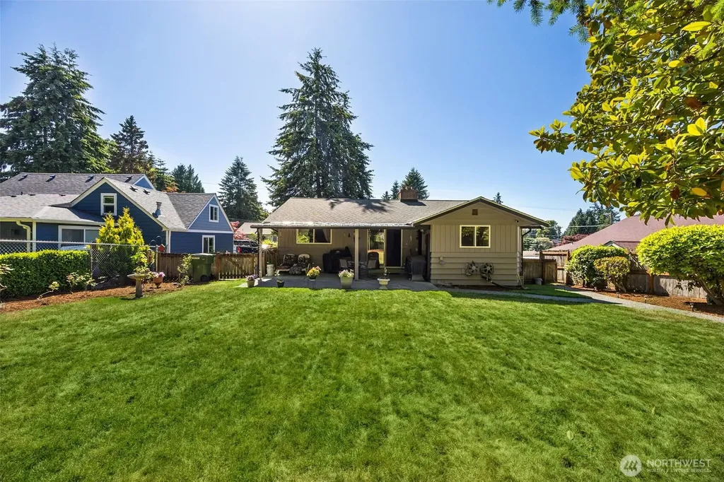 3311 Crystal Springs Road W University Place WA 98466