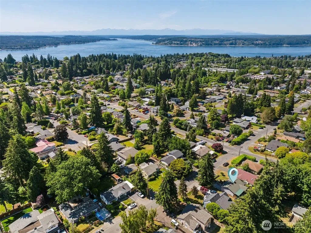 3311 Crystal Springs Road W University Place WA 98466