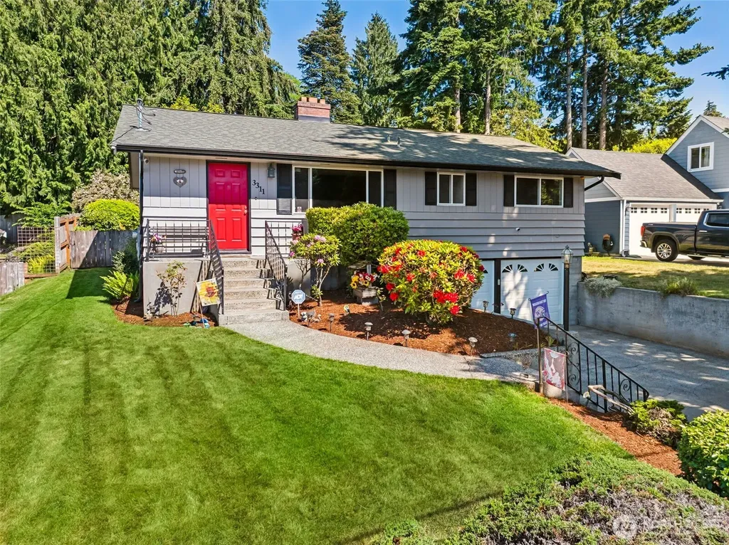 3311 Crystal Springs Road W University Place WA 98466