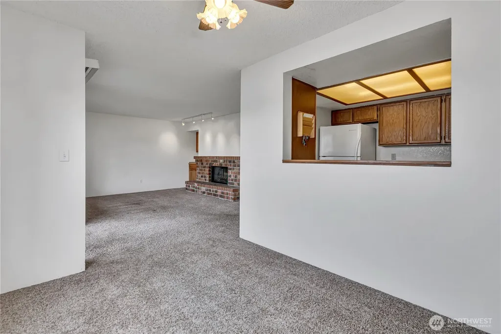 1018 S 312th Street Federal Way WA 98003